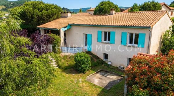 Vente                                                      Maison
                        
                     4 pièces                      100 m2                     à Saint-Marcel-Lès-Annonay