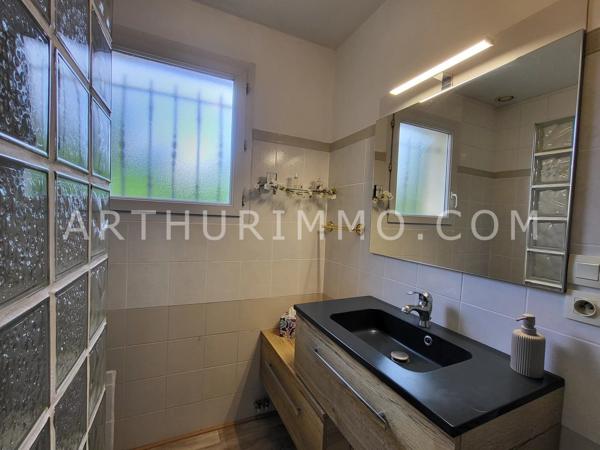 Vente                                                      Maison
                        
                     4 pièces                      100 m2                     à Saint-Marcel-Lès-Annonay