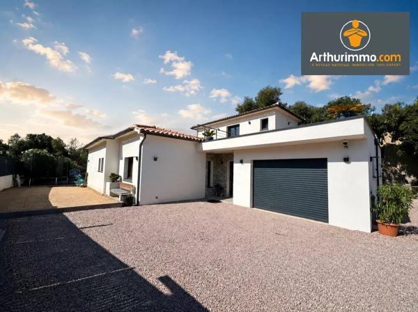 Vente                                                      Maison
                        
                     6 pièces                      188 m2                     à Porticcio