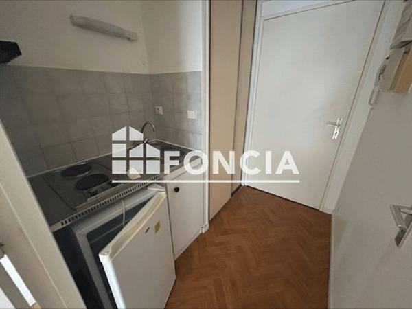 Location Studio 21.19 m² - 4 RUE D'ISLY _ (SQUARE HABITAT) Lille 59000