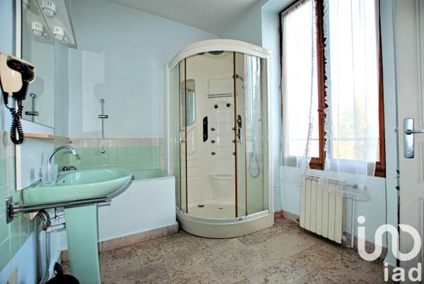 Maison à vendre 15 pièces 435 m² Neuvy-sur-Loire