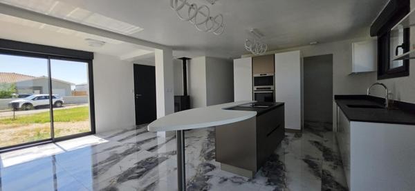 Maison neuve T4 avec cuisine exceptionnelle, clim