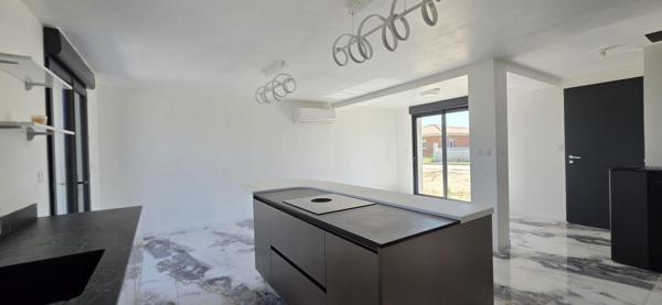 Maison neuve T4 avec cuisine exceptionnelle, clim