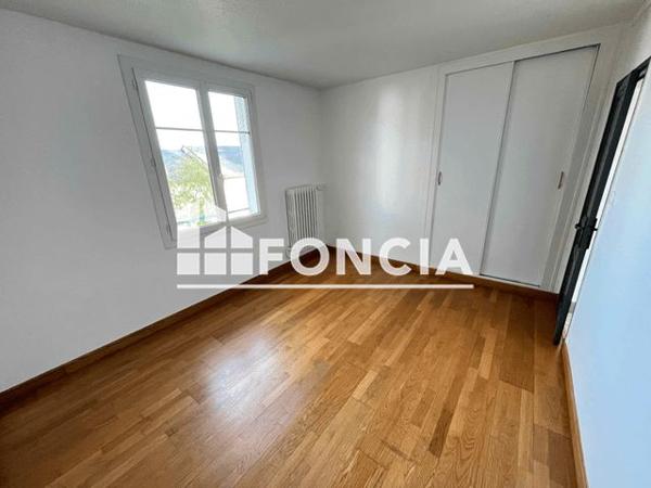 Location Appartement 4 pièces 74.32 m² - 11 ALLEE DES ARDENNES Tours 37000