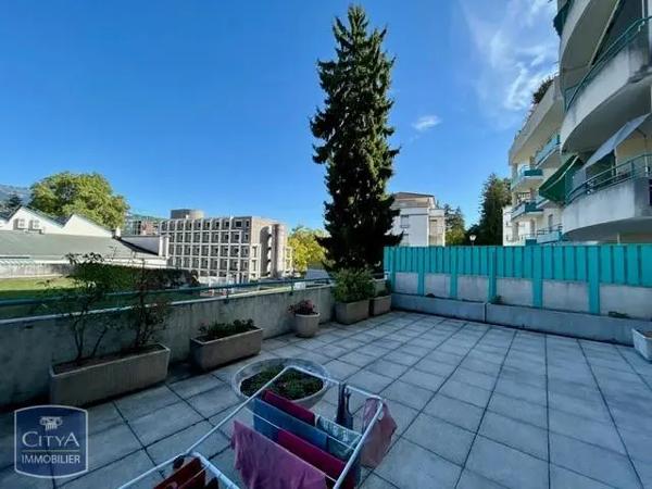 Appartement à louer 3 pièces 65.29m²