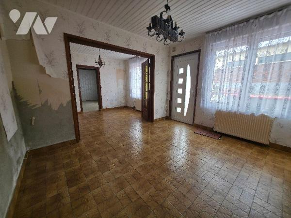 Maison individuelle d’environ 111m² habitables bâtie sur une parcelle de 142m².