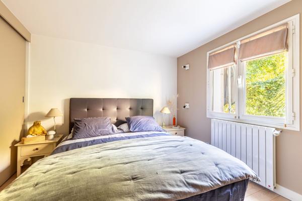 Mérignac Bourranville – Maison contemporaine de 170 m², jardin 650 m² et suite parentale de 40 m²