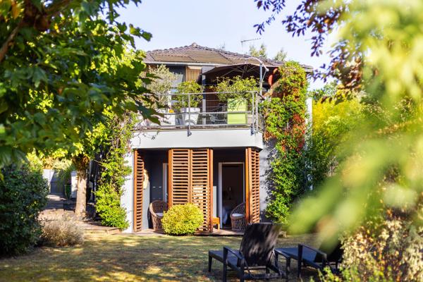 Mérignac Bourranville – Maison contemporaine de 170 m², jardin 650 m² et suite parentale de 40 m²