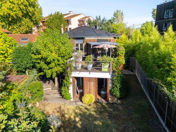 Mérignac Bourranville – Maison contemporaine de 170 m², jardin 650 m² et suite parentale de 40 m²