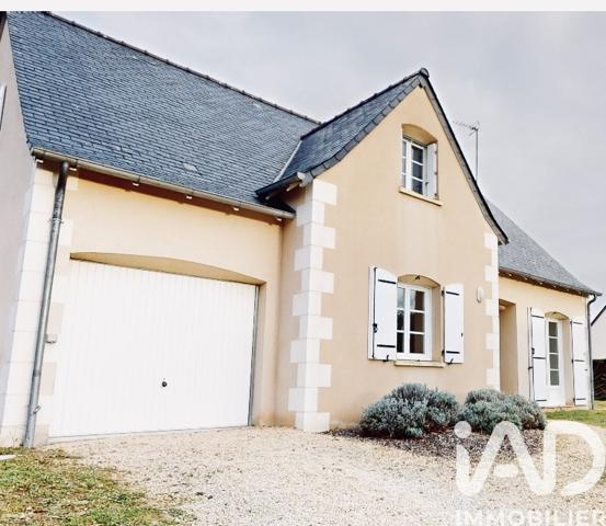 Maison à vendre 7 pièces 138 m² Saint-Cyr-sur-Loire