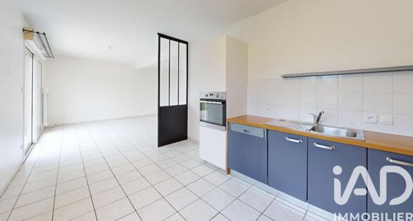 Maison à vendre 7 pièces 138 m² Saint-Cyr-sur-Loire