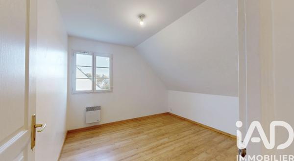 Maison à vendre 7 pièces 138 m² Saint-Cyr-sur-Loire