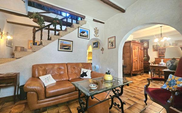 Maison à vendre    4 pièces •  Le Cailar