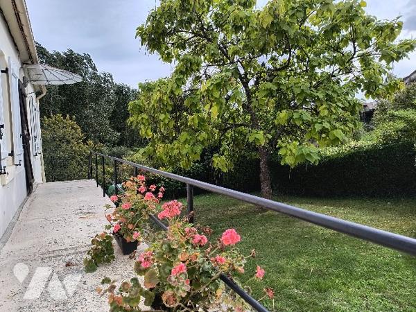 Maison avec cachet ancien proche LA FERTE-MILON