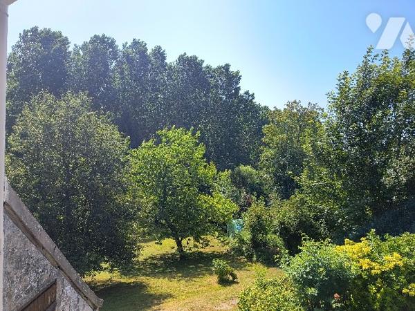 Maison avec cachet ancien proche LA FERTE-MILON