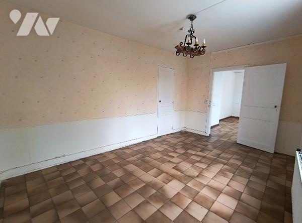 Maison avec cachet ancien proche LA FERTE-MILON