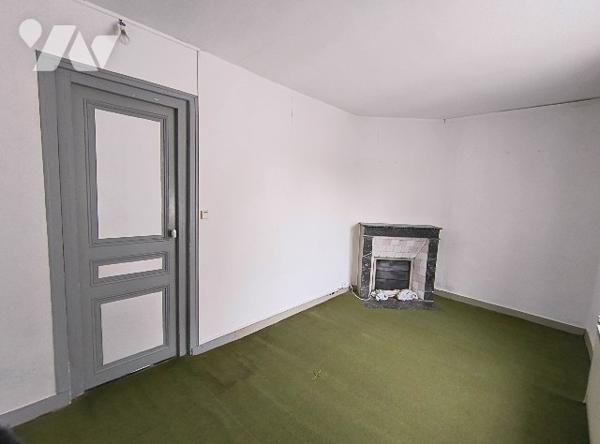 Maison avec cachet ancien proche LA FERTE-MILON