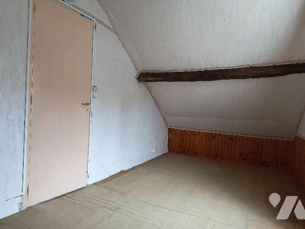 Maison avec cachet ancien proche LA FERTE-MILON