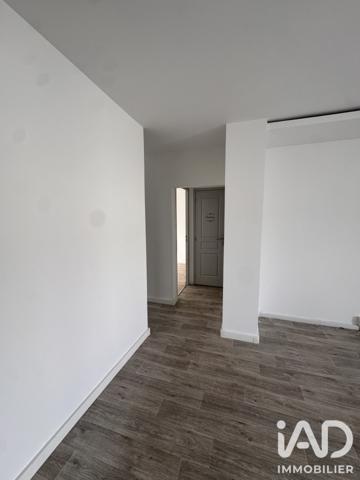 Appartement à vendre 3 pièces 62,3 m² Saint-Fargeau-Ponthierry
