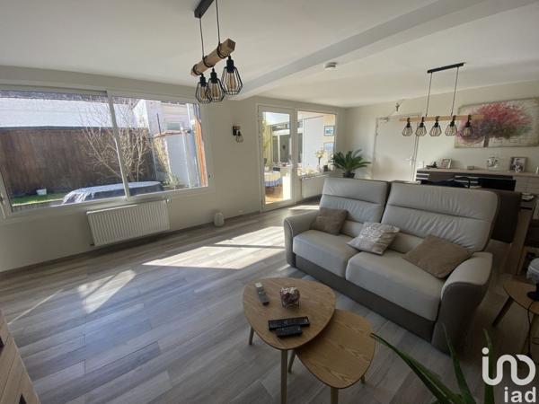 Maison 3 pièces de 108 m² à Roubaix (59100)