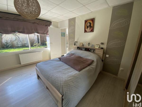 Maison 3 pièces de 108 m² à Roubaix (59100)