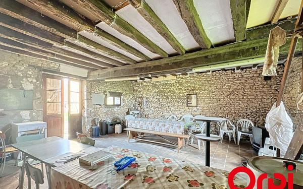 Maison à vendre    4 pièces • 224 m2 Bourges