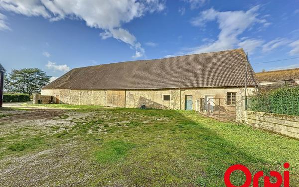 Maison à vendre    4 pièces • 224 m2 Bourges