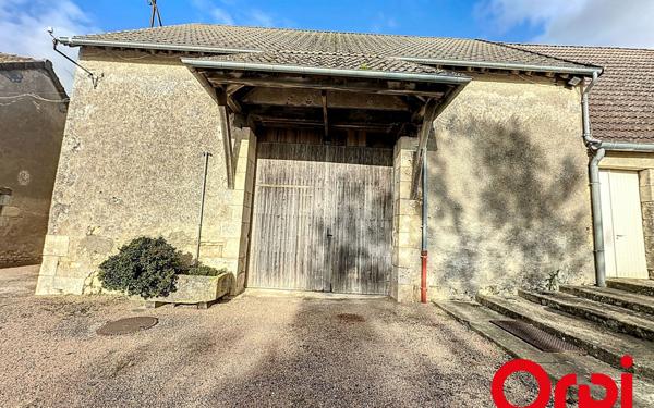 Maison à vendre    4 pièces • 224 m2 Bourges