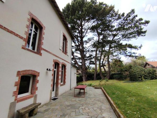 MAISON BOURGEOISE DANS LE CENTRE