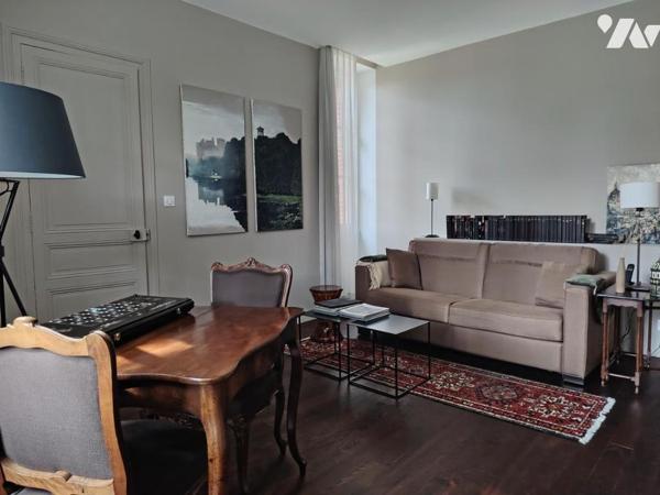 MAISON BOURGEOISE DANS LE CENTRE