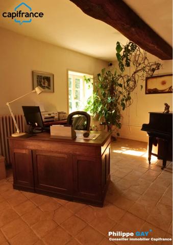 À VENDRE – Exclusivité Sud Bourgogne, Brionnais, Propriété du XIXème, 7 hectares libres, 2 étangs