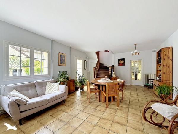 Maison 399 000 € Vauréal 6 p 130 m² DPE D