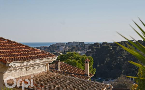 Appartement à vendre    3 pièces • 70 m2 Le Cannet