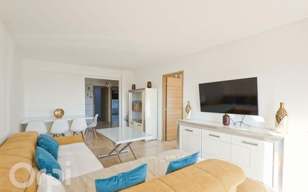 Appartement à vendre    3 pièces • 70 m2 Le Cannet