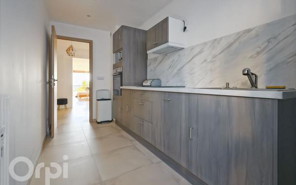 Appartement à vendre    3 pièces • 70 m2 Le Cannet