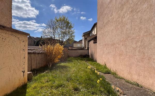 Maison à vendre    4 pièces • 148,69 m2 Fontaines-sur-Saône
