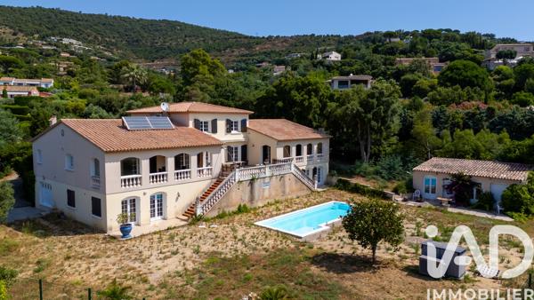 Maison à vendre 19 pièces 585 m² Grimaud