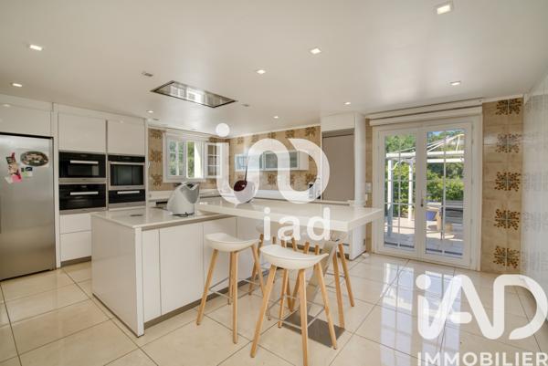 Maison à vendre 19 pièces 585 m² Grimaud