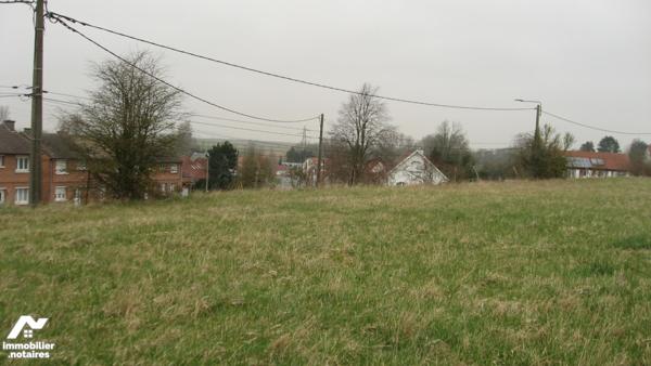 5LOTS  LOT 1: 911m² ; LOT 2: 836 m² ; LOT 3: 836 m² ; LOT 4: 836 m² ; LOT 5: 754 m² PRIX 45.000€/lot