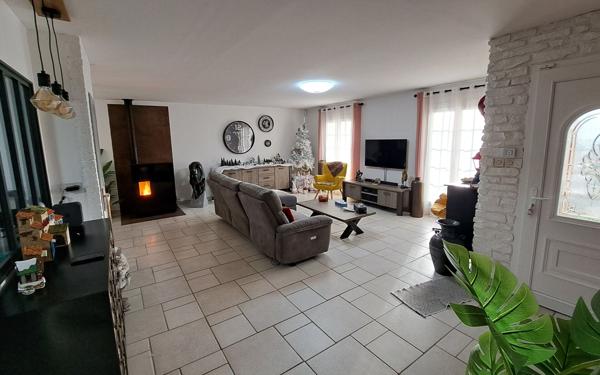 Maison à vendre    5 pièces • 116,25 m2 Montivilliers