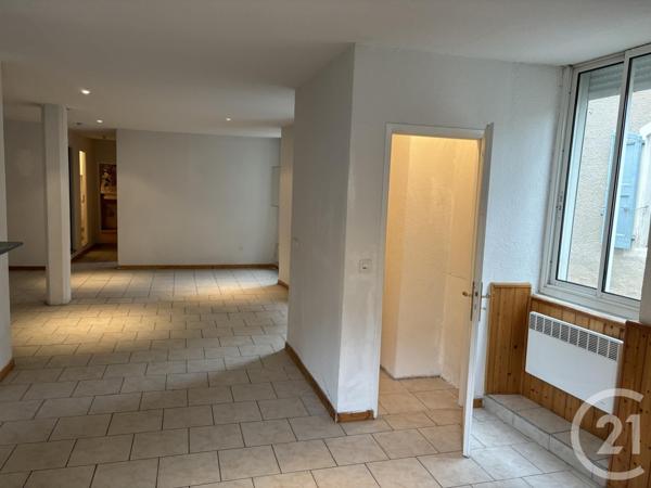 appartement à vendre  3 pièces - 92,59 m2 ST ETIENNE LES ORGUES - 04
