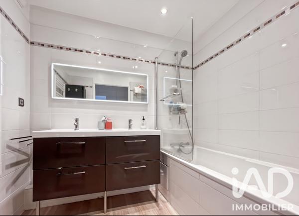 Appartement à vendre 3 pièces 70,36 m² Saint-Cloud
