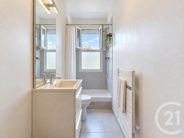 Appartement à vendre  2 pièces - 36,58 m 2   PARIS  - 75011
