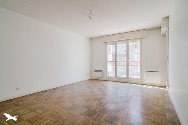 Appartement à vendre 280 000 € Lyon 07 3 p 70 m² DPE D