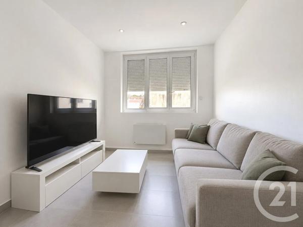 Appartement F2 à vendre  2 pièces - 40,84 m 2   CORBEIL ESSONNES  - 91
