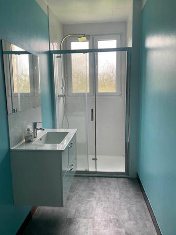 Maison à vendre    3 pièces •  Rostrenen