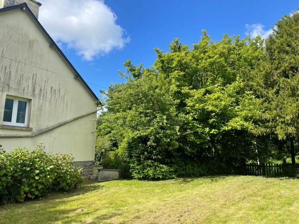 Maison à vendre    3 pièces •  Rostrenen