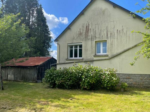 Maison à vendre    3 pièces •  Rostrenen