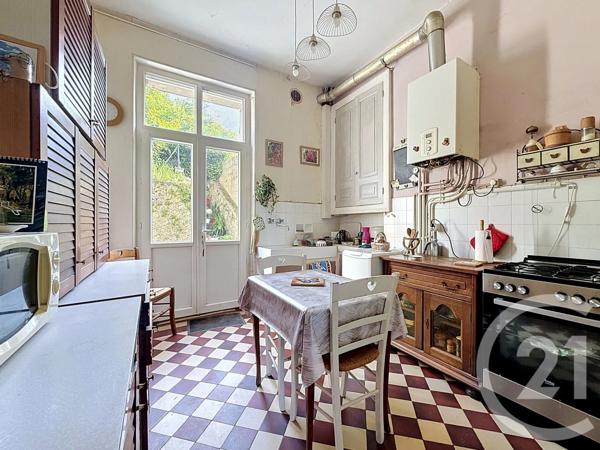 Immeuble à vendre  160 m 2   ST POURCAIN SUR SIOULE  - 03
