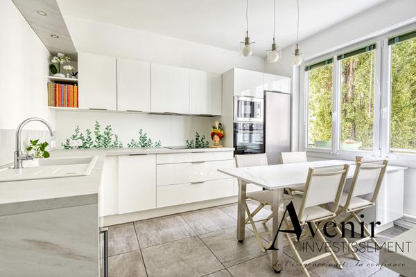 Appartement 173m2 4 chambres - climatisé - terrasse - garage Lyon 6ème Bd des Belges Lyon Appartement 173m2 4 chambres - climatisé - terrasse - garage Lyon 6ème Bd des Belges Lyon